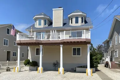 Image de Profitez de cette maison de ville au coeur d'Avalon.