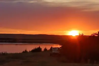 Image de Maison de 4 chambres sur le fleuve Missouri