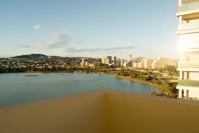 Image de 3 chambres 2 salles de bains penthouse avec vue sur la mer à 100 mètres de la plage