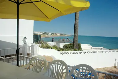 Image de Casa Portuguesa- Maison de Charme un Ocean Front Rénové Fisherman (7 personnes)