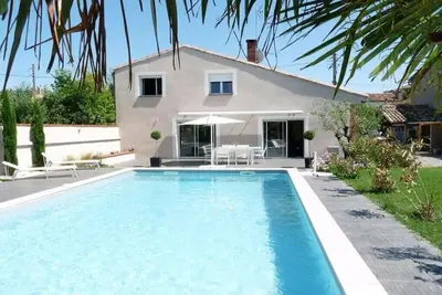 Image de Très belle maison de 200 m² avec dépendance de 30 m² aux portes du Gers