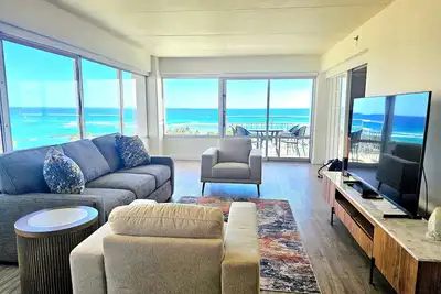 Image de Souhaitable \"44\"; Pile à l'hôtel ilikai. Vues sur l'océan dégagées!