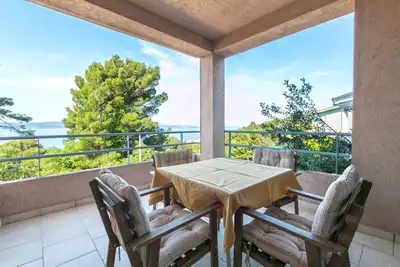 Image de Appartement d'une chambre avec la terrasse et la vue sur le mer Brela, Makarska (A-16596-b)