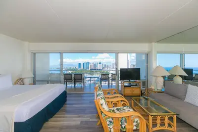 Image de Ilikai Htl Partially Reno 1 chambre avec vue sur la lagune Duke Kahanamoku et la plage de Waikiki!