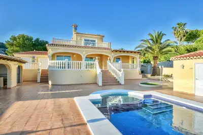 Image de Villa pour 14 personnes, piscine privée, salle de jeux, superbe vue sur Calpe et la mer