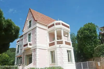 Image de Castel Haussmann by Interhome