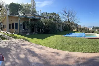 Image de Belle villa Ă Gemmano avec jacuzzi et piscine