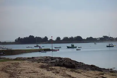 Image de maison au centre bourg de l'ile d'arz, golfe du morbihan
