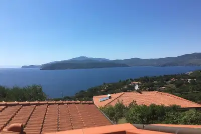 Image de App dans une maison individuelle, superbes vues sur la mer, plage + emplacement à distance de marche, 3 personnes + éventuellement Ba