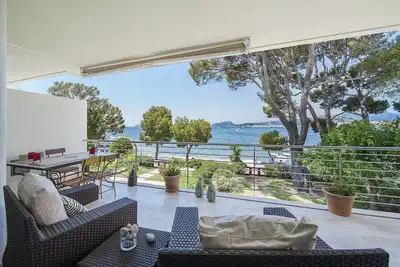Image de Seafront Apt Vora Dor by Js Properties