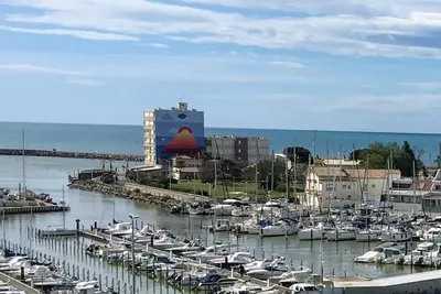Image de Studio cabine 4 couchages, vue sur mer : plage 5 min + parking + climatisation