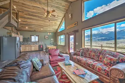 Image de Nouveau! Mtn-View Cabin 40 mi à Yellowstone Ntl Park!