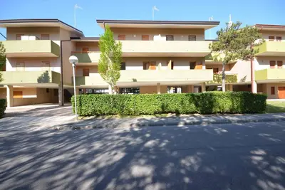 Image de Appartement de vacances avec balcon et climatisation