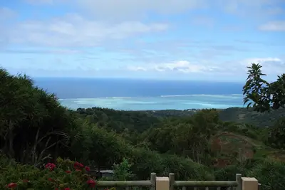Image de La Case Mon Calme + piscine est parfaite pour des vacances régénérantes