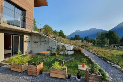Image de Studio au calme avec jardin et vue montagne - Lac d'Annecy