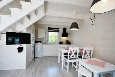 Image de Le \"White Cottage Lux\" récemment construit, Grzybowo à Um Kolberg, 1-6 personnes
