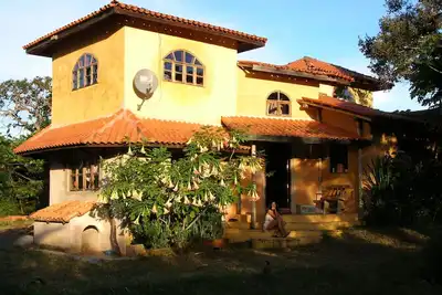 Image de magnifique maison au milieu de la nature