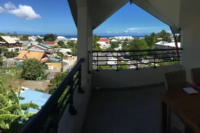 Image de Appartement \"Sweethome\" Meublé de tourisme *** vue mer à Saint-Leu centre