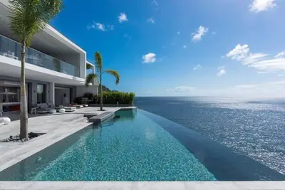 Image de Villa haut de gamme, vue exceptionnelle sur l'océan depuis la terrasse de la piscine, Billard, Wifi gratuit