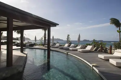 Image de Front de mer, piscine chauffée d'une longueur de 65 pieds, jacuzzi, petit déjeuner continental, Wi-Fi gratuit