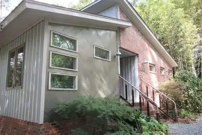 Image de Belle maison industrielle rustique construite en 2016