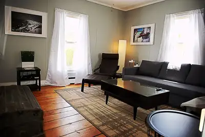 Image de Promenade au Vieux Port ♦ Condo West End ♦ Parking