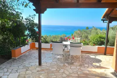 Image de Maison de vacances sur la plage de Pelekas \"Papadatos\"