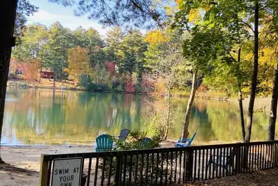 Image de Clear Pond Penthouse Inn, propriété privée en bord de plage de Cape Cod à Plymouth!