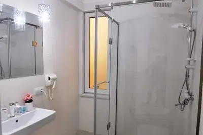 Image de Bienvenue dans ma douce maison, mon appartement est situé dans le vieux Tbilissi. à plus :))