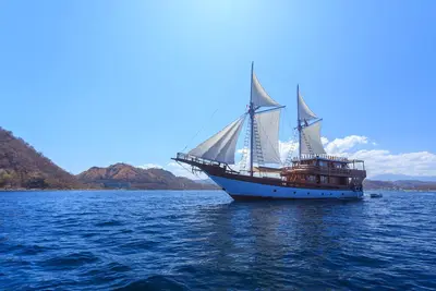 Image de Phinisi Hena Komodo Journey 8 personnes