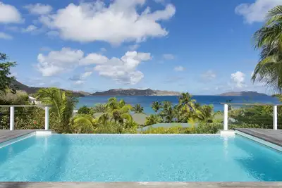 Image de Vue splendide sur l'océan et le coucher du soleil, piscine à débordement, à quelques pas de l'hôtel Christopher