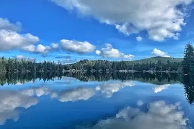 Image de Venez séjourner chez Ellie’s Lake House sur Lost Lake!