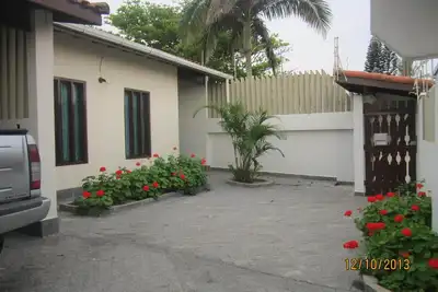 Image de Maison en face de la mer - dans la meilleure plage d'Itanhaém!