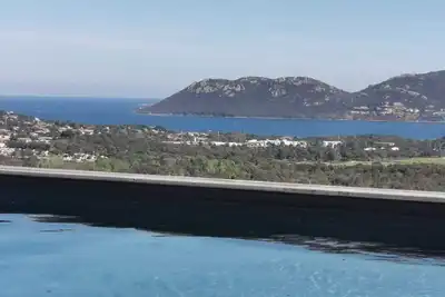 Image de Villa d’architecte avec vue panoramique sur le golfe de Porto Vecchio