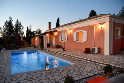 Image de Magnifique villa de vacances avec Sofia comme hôte!