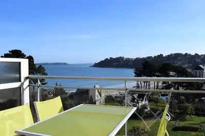 Image de Bel Appartement avec Terrasse, Parking Privé et Vue sur Mer à Perros-Guirec
