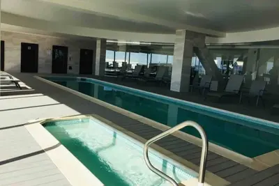 Image de Nouvelle unité de 3ème étage à La Jolla Excellence