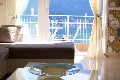 Image de Appartement à deux étages avec vue