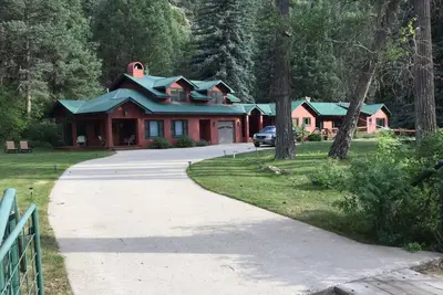 Image de Riverfront (600 pieds), 3. 65 Acres, cadre comme cadre - 2 chambres