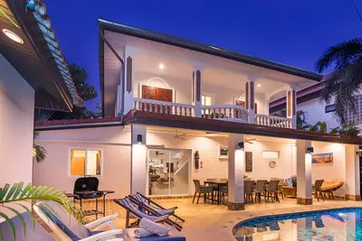 Image de Villa Waree à 5 min de la ville et de la plage, électricité gratuite