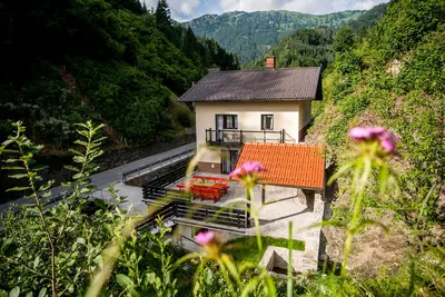 Image de Maison Apartmaji Utrinek - max. 15 personnes, avec salle de jeux, garage, terrasse, sauna
