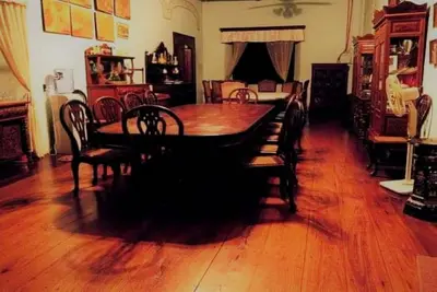 Cuarto delos Hijos: Chambre Quadruple de Luxe