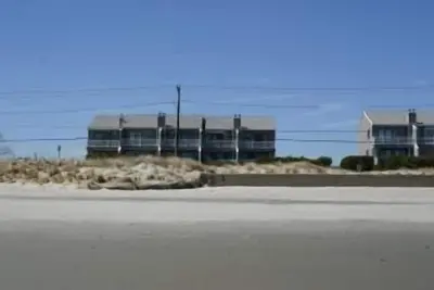 Image de Lands End Condos unité # 8 Beach Front Scarborough