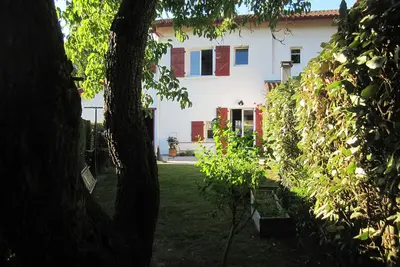 Image de Location À Jatxou Maison Mitoyenne  T3  Avec Terrasse Et Jardin Privatif