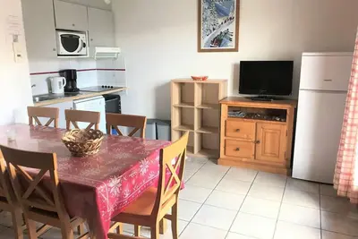Image de Chalet, 150m du centre station, vue montagne, remise en forme, terrasse, parking, télévision