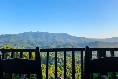 Image de Vues fous Gsmnp / Near DwTN Gatlinburg / Hot Tub