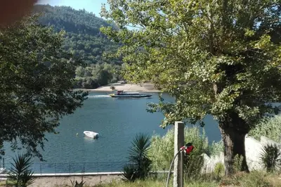 Image de Maison Unique Douro Sur Riverbank