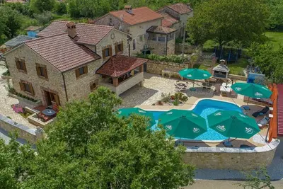 Image de Apart Complex Villa Anja / Appartement Lana