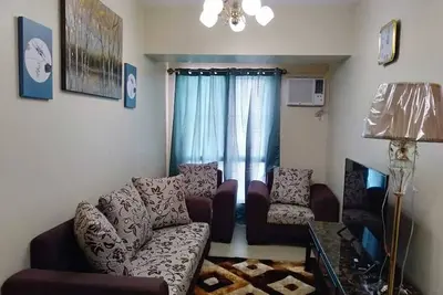 Image de Condo Angies de 2 chambres dans la tour Avida Riala