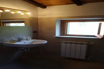 Image de Ferme avec piscine Il Borgo Della Colomba- structure entière pour 24 personnes